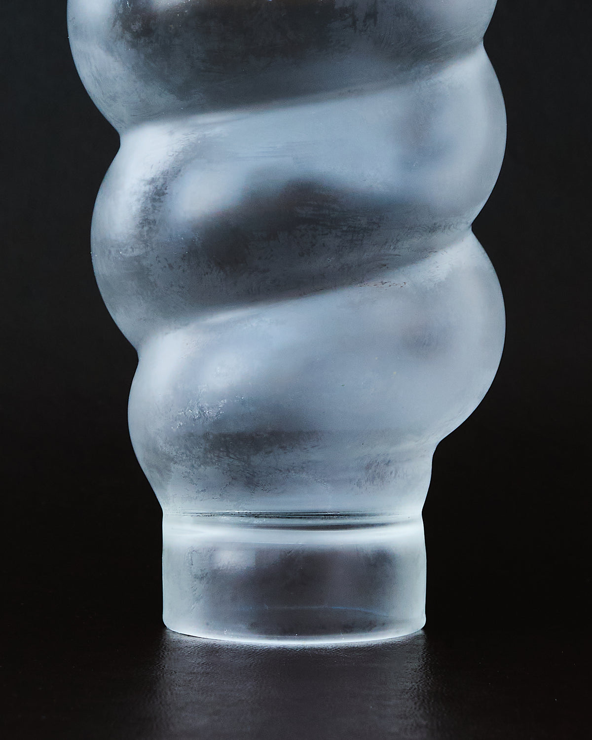 Paguro Satin Glass