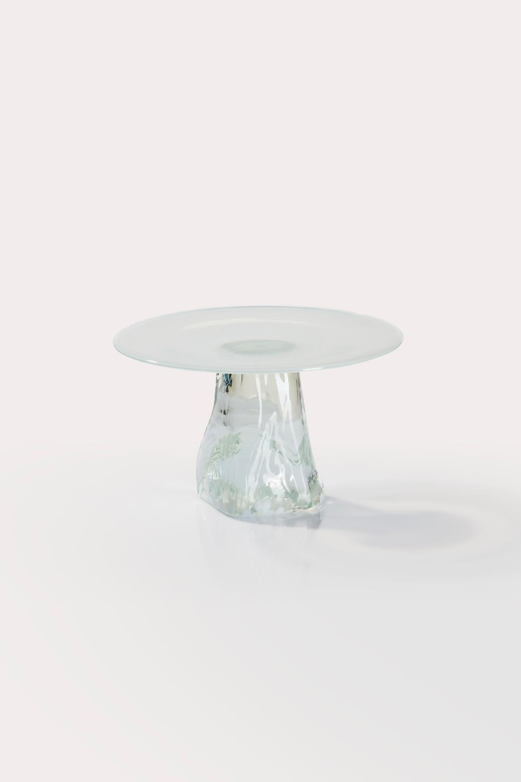 Lily Cake Stand