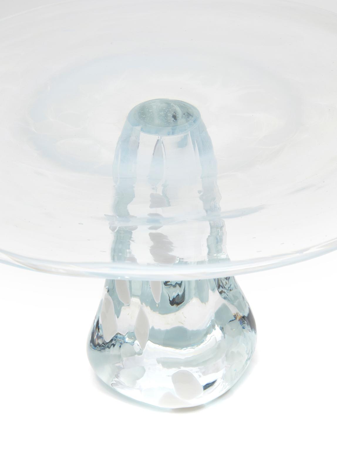 Lily Cake Stand