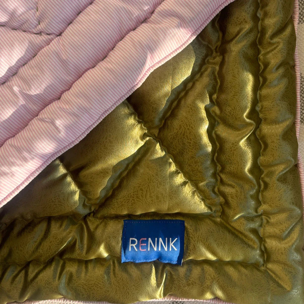 Nautilus Yorgan Blanket